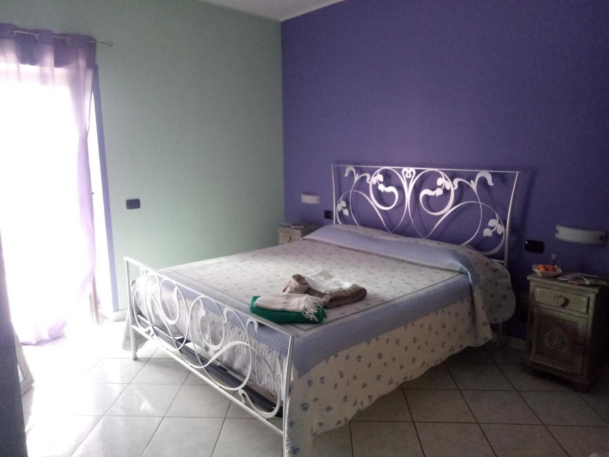 Bed and Breakfast Myricae Farigliano Exterior foto