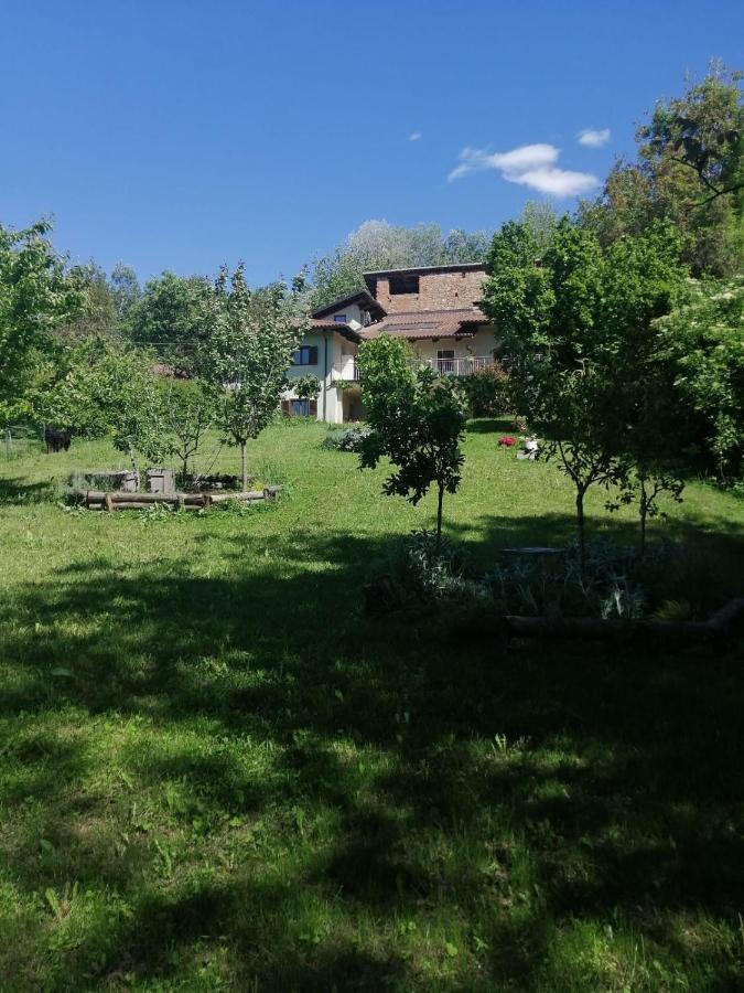 Bed and Breakfast Myricae Farigliano Exterior foto