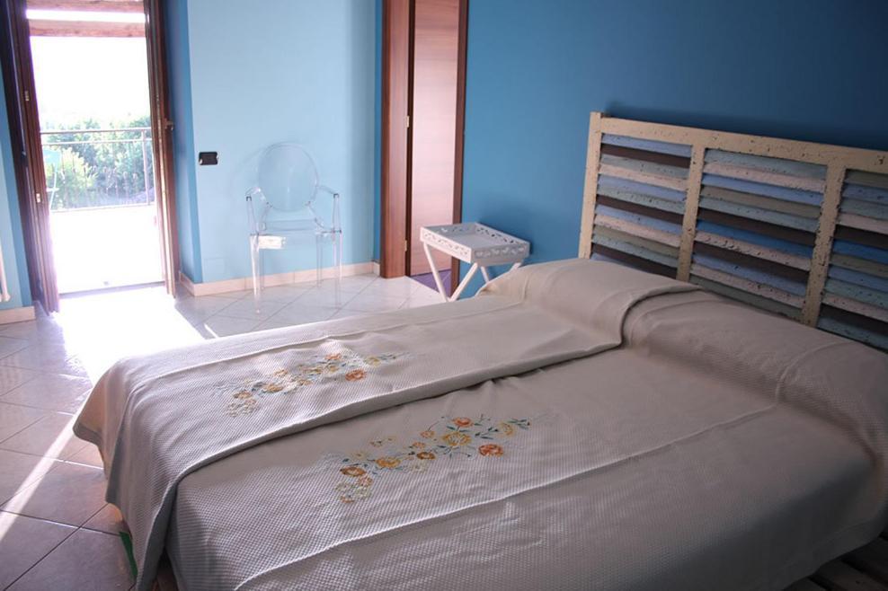 Bed and Breakfast Myricae Farigliano Habitación foto
